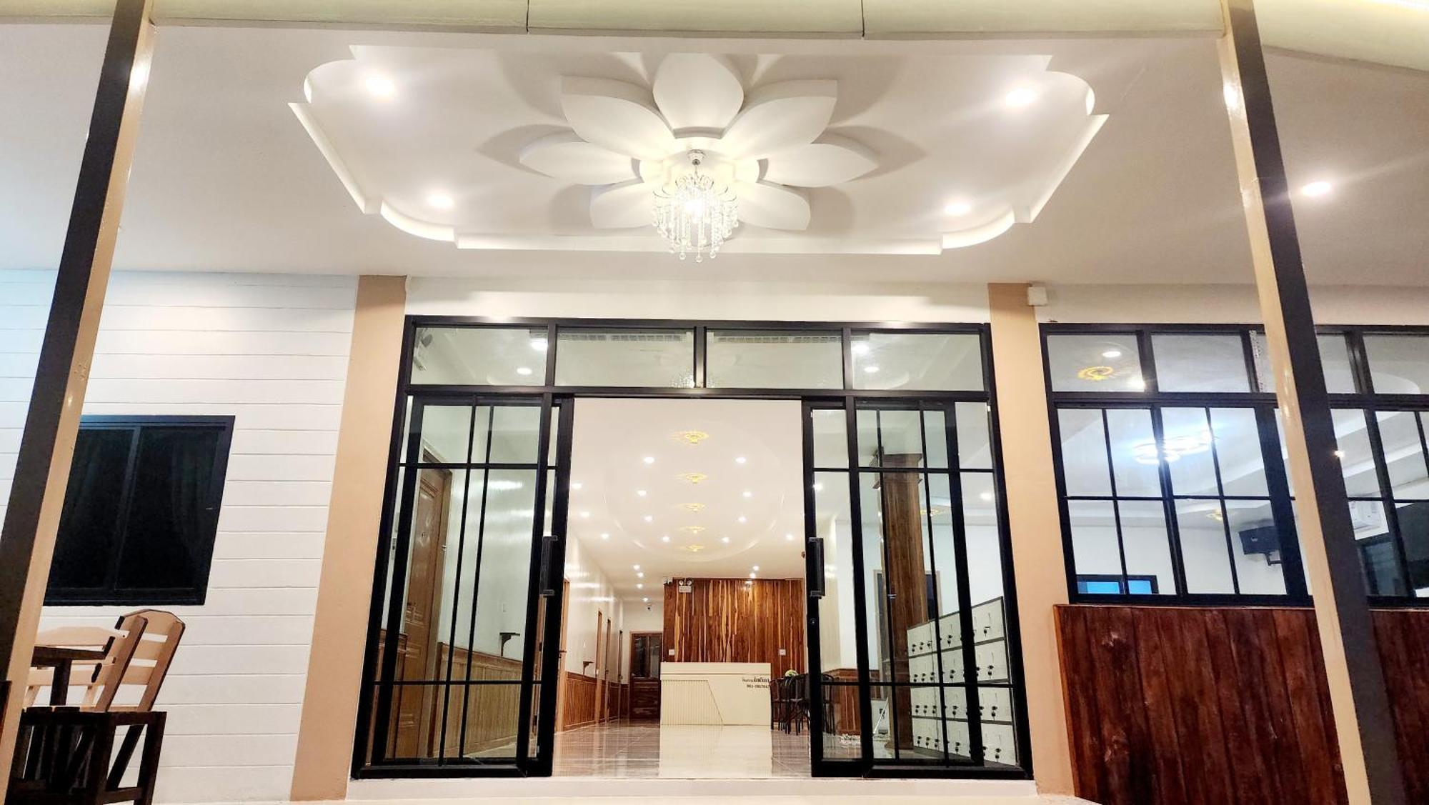 Chotika Hotel โรงแรมโชติกา ณ เชียงคาน Экстерьер фото